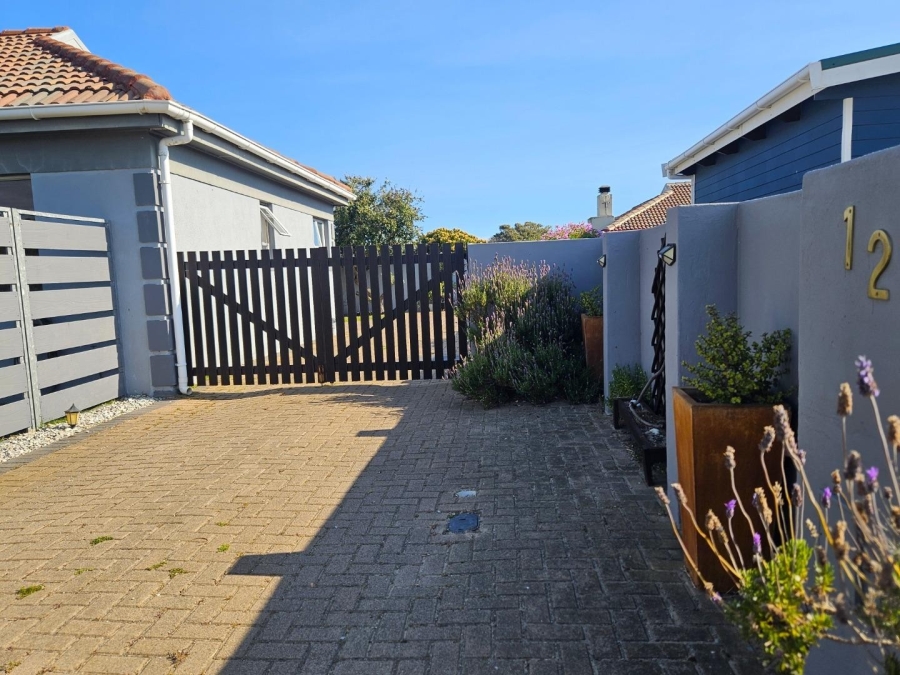 3 Bedroom Property for Sale in Pearly Beach Western Cape
